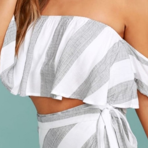 Lulus cropped Top - Picture 5 of 7